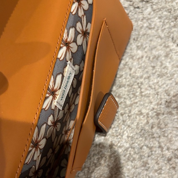 Vera Bradley Tan Phone Wristlet Wallet - Picture 3 of 3